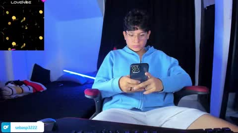 michael independent model  online show from January 4, 11:27 pm