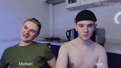 Snapshot of michael_sexdevil chatting on January 20, 12:18 pm michael_sexdevil online show from January 20, 12:18 pm