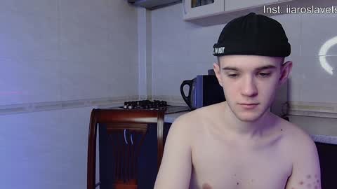 Snapshot of michael_sexdevil chatting on January 13, 12:02 pm michael_sexdevil online show from January 13, 12:02 pm