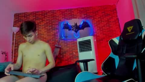 MICHAEL online show from November 12, 3:23 am