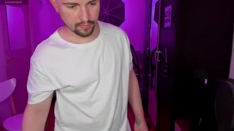 Michael online show from March 27, 3:13 pm