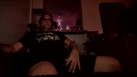 mick_gee online show from April 5, 1:35 am