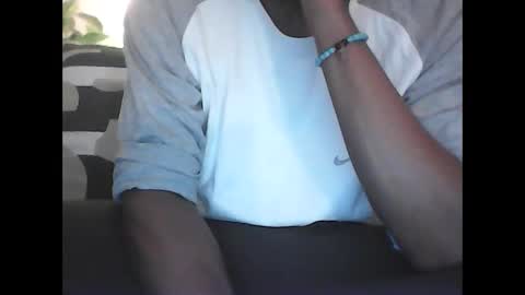 Snapshot of mickdu971 chatting on January 20, 1:07 am mickdu971 online show from January 20, 1:07 am