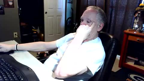 midwestdad09 online show from March 17, 6:32 pm