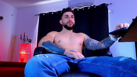MightyAaron online show from July 25, 5:04 am