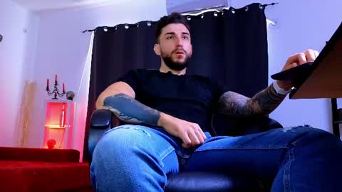 MightyAaron online show from July 26, 5:15 am