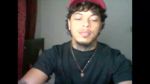 miguelvl01 online show from October 4, 7:57 am