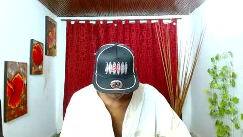 milo online show from April 22, 9:25 am