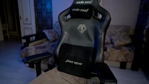 mike0xx online show from December 14, 9:16 am