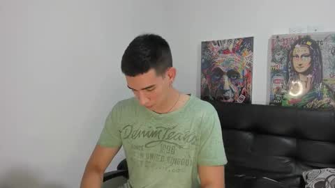 Snapshot of mike3xxx chatting on September 21, 3:17 am mike3xxx online show from September 21, 3:17 am