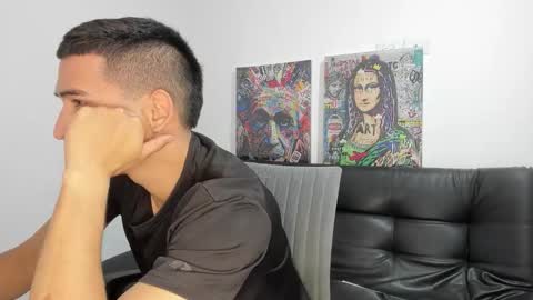 Snapshot of mike3xxx chatting on September 17, 2:45 am mike3xxx online show from September 17, 2:45 am