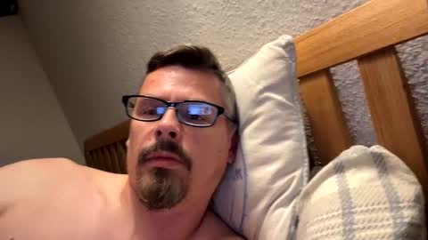 Snapshot of mike4u26 chatting on October 30, 10:22 pm mike4u26 online show from October 30, 10:22 pm