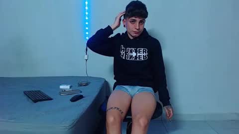 Mike IMDEPENDIENT MODEL online show from December 4, 3:41 pm