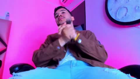 Mike  online show from April 4, 11:51 am