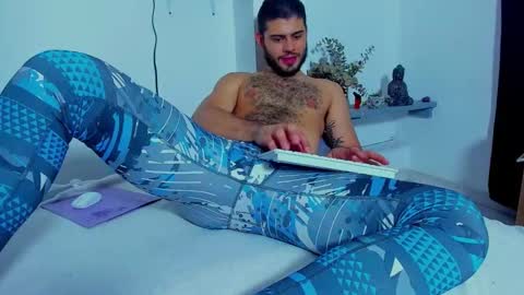 Mike  online show from October 21, 12:14 am