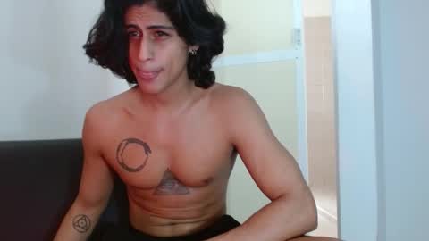 Snapshot of mike_d1030 chatting on September 25, 3:44 pm mike_d1030 online show from September 25, 3:44 pm