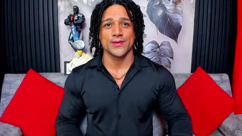 Snapshot of mike_estevess chatting on September 20, 2:22 am online show from September 20, 2:22 am