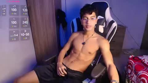 Mike Pineapple online show from July 24, 4:09 am