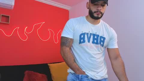 mike_savage3 online show from June 5, 12:22 pm