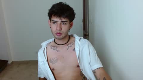 mike_smith03 online show from April 14, 5:23 pm