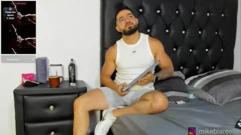 mikeblaree online show from April 20, 11:29 pm