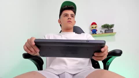 Mike Cooper online show from December 4, 7:59 am