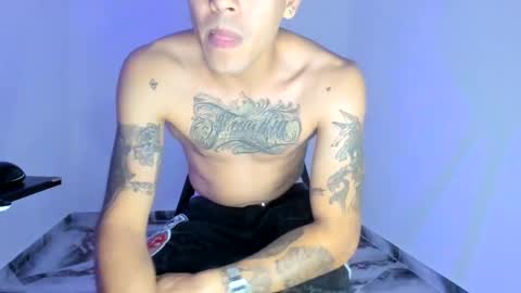 mikee_scooth online show from November 29, 6:37 am