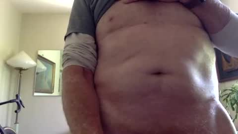 mikelub11235 online show from June 2, 6:09 pm