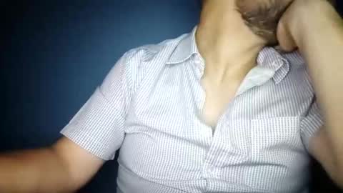 miker1239 online show from January 2, 3:26 am