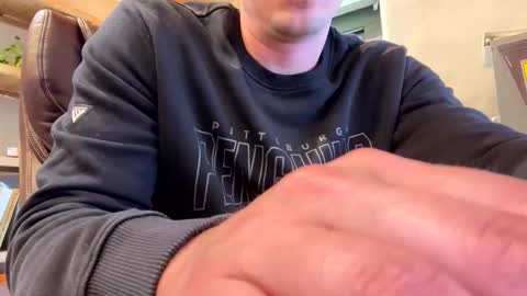 mikeydubs10 online show from April 27, 6:13 pm