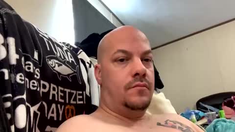 Snapshot of mikeylikesit2222 chatting on January 12, 4:29 pm mikeylikesit2222 online show from January 12, 4:29 pm