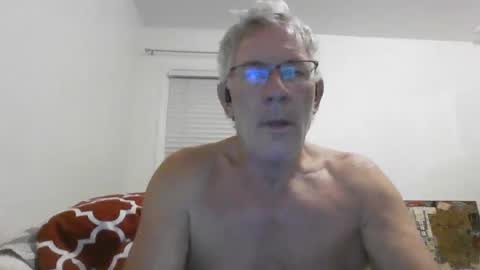 Snapshot of milehi1958 chatting on September 26, 10:46 am Milehi1958 online show from September 26, 10:46 am