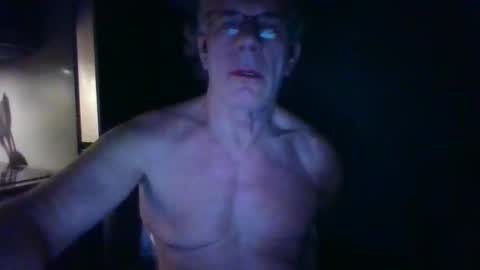 Snapshot of milehi1958 chatting on February 8, 10:39 am Milehi1958 online show from February 8, 10:39 am