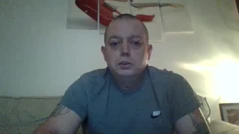 niceguy81 online show from April 7, 8:53 pm