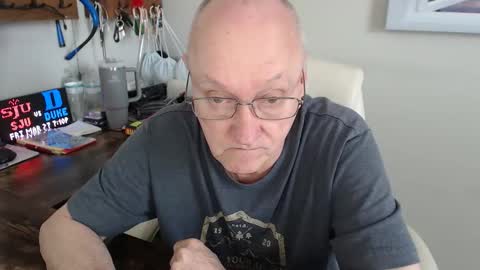 millenium0129 online show from March 27, 5:14 pm