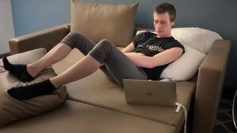 SlimnHungOH online show from December 17, 5:40 am