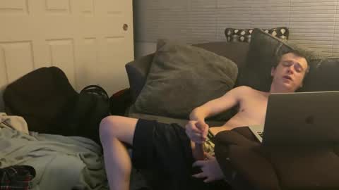 SlimnHungOH online show from December 4, 4:49 pm