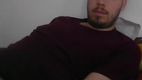 Snapshot of milowww1601 chatting on March 8, 9:02 am milowww1601 online show from March 8, 9:02 am