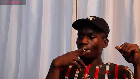 Snapshot of miltonn_jakee chatting on January 7, 9:57 pm Miltonn online show from January 7, 9:57 pm