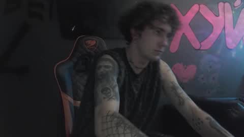 Max online show from September 22, 2:11 am