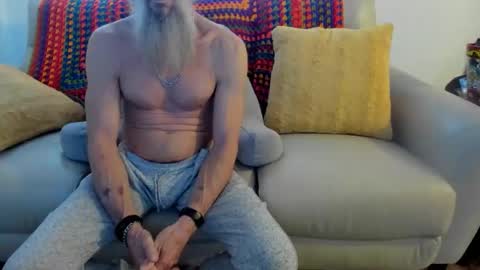 mindphuk online show from April 6, 11:16 pm