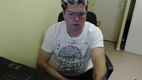 mistercoeur online show from December 9, 6:41 pm