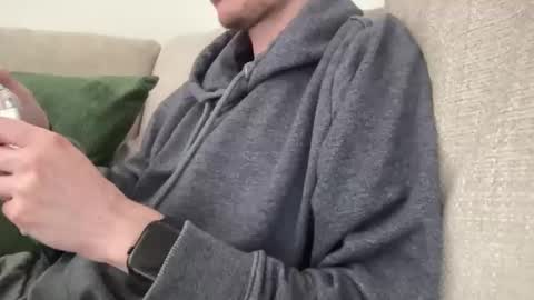 mitchellw7752 online show from April 8, 10:47 am