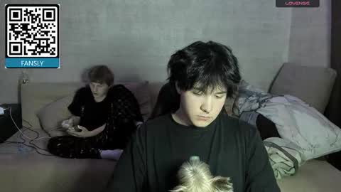 Snapshot of miya_meow_miku chatting on September 17, 6:20 pm MeowMiku online show from September 17, 6:20 pm