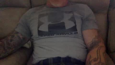 Snapshot of mjg175 chatting on January 28, 5:46 pm SexyRed online show from January 28, 5:46 pm