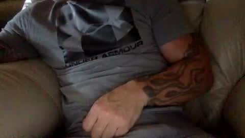 Snapshot of mjg175 chatting on October 14, 6:37 pm SexyRed online show from October 14, 6:37 pm