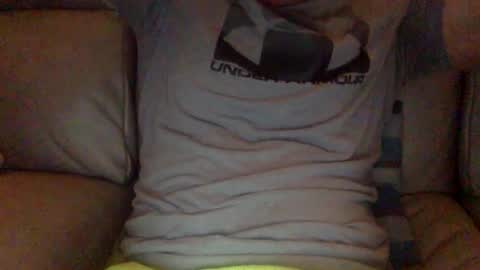 Snapshot of mjg175 chatting on December 10, 6:17 pm SexyRed online show from December 10, 6:17 pm