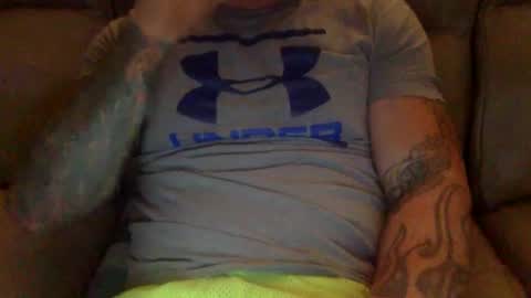 Snapshot of mjg175 chatting on December 15, 5:10 pm SexyRed online show from December 15, 5:10 pm