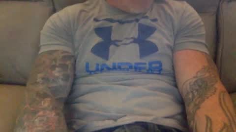 Snapshot of mjg175 chatting on January 21, 8:21 pm SexyRed online show from January 21, 8:21 pm