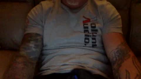 Snapshot of mjg175 chatting on February 12, 10:35 am SexyRed online show from February 12, 10:35 am